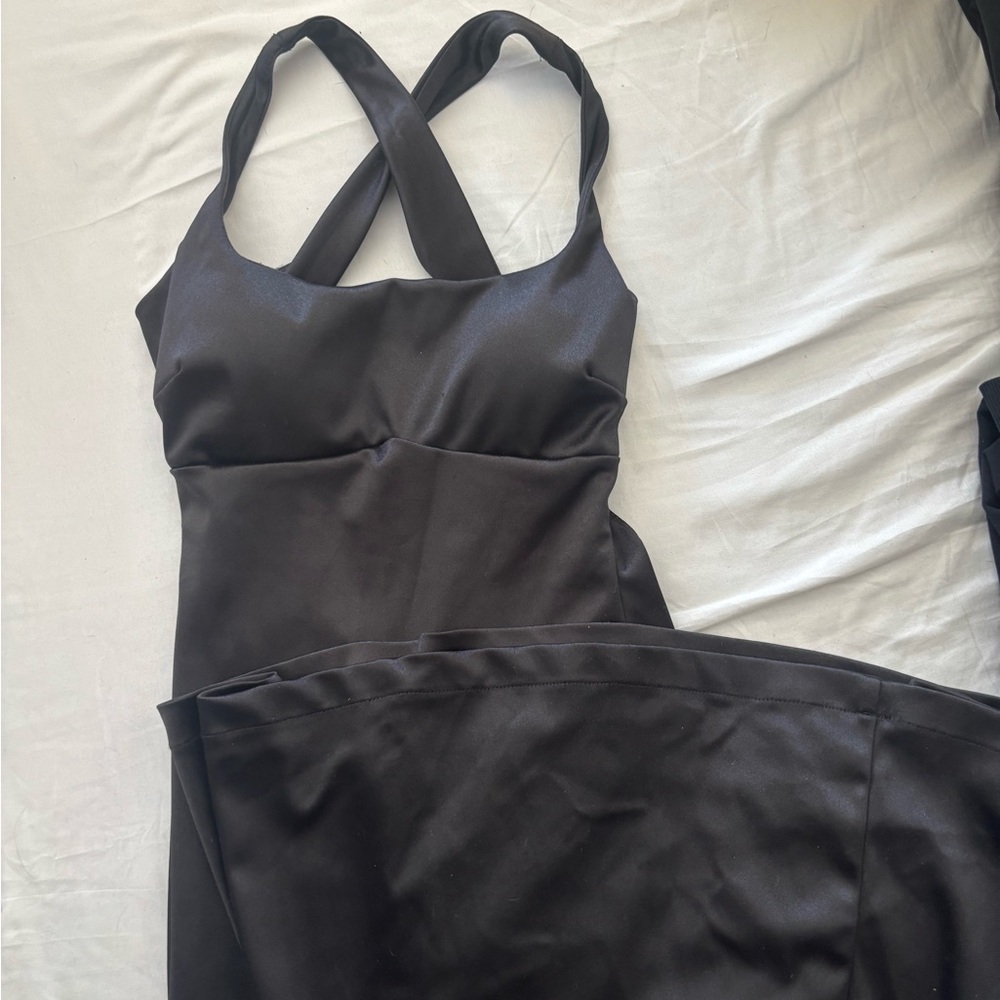 Windsor long Sleek Black Cross-Back Dress
